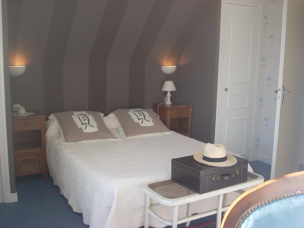 Chambres D'Hotes Kergollay Lanhouarneau Rum bild
